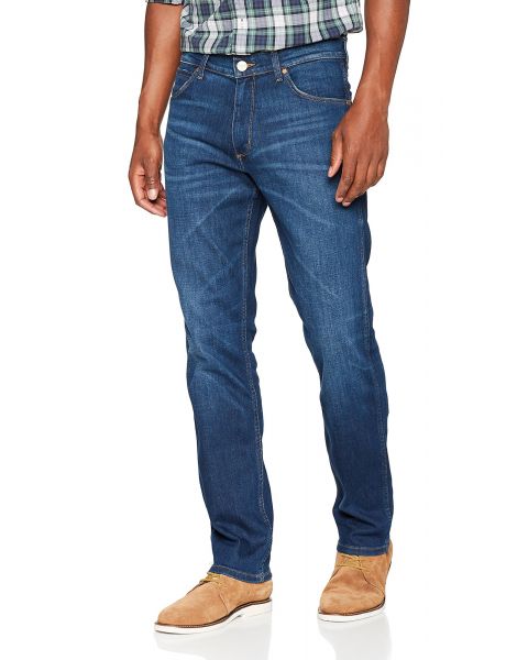 Wrangler Greensboro Modern Straight Denim Jeans For Real | Men's Wrangler Jeans | Jean Scene