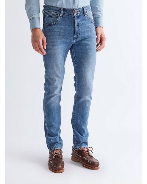 Wrangler Larston Slim Denim Jeans New Favorite | Jean Scene